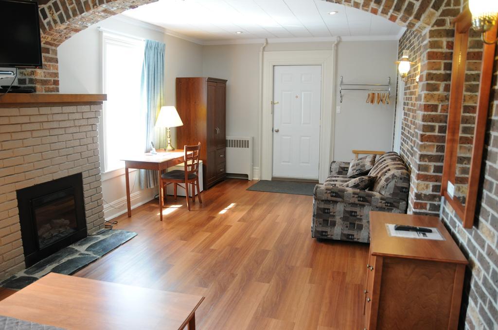 Motel & Hotel La Paysanne Sherbrooke Quarto foto